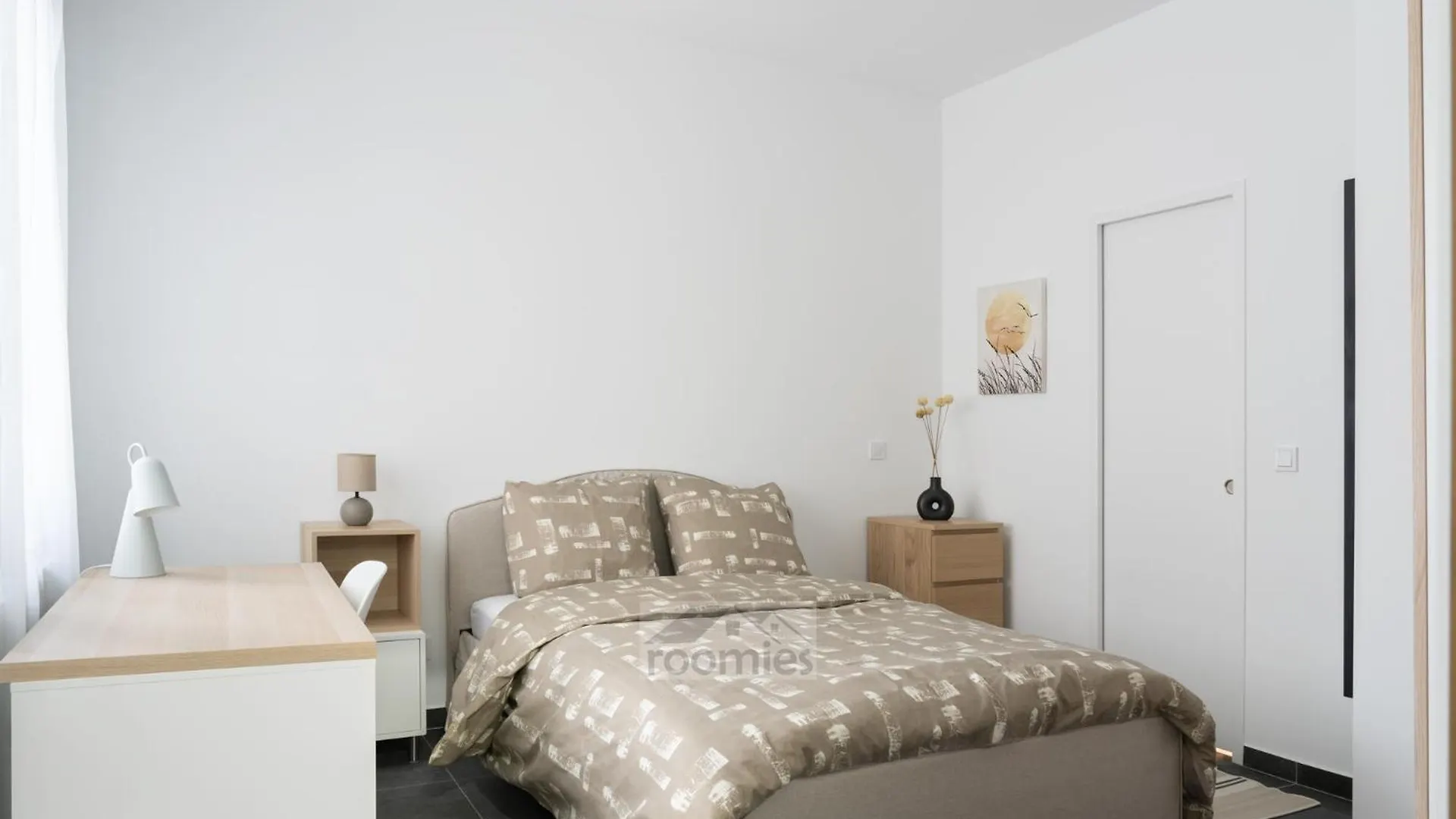 Roomies Luxembourg Centre Gare 0*,  Luxemburgo